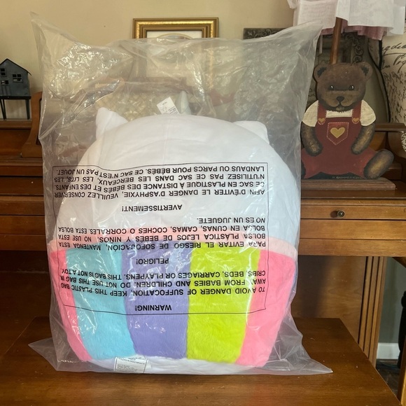 💜 Girls Large Unicorn Cupcake Pillow - Multi clr ‼️FINAL SALE - Picture 4 of 4